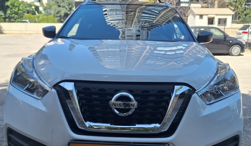 Nissan Kicks full