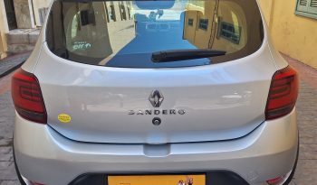 Renault Sandero full