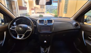 Renault Sandero full