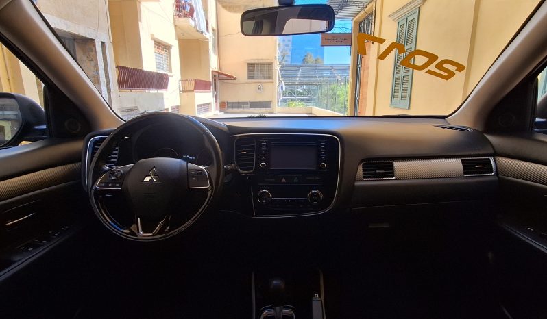 Mitsubishi Outlander 2017 full