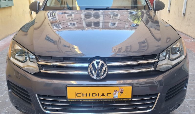 Volkswagen Touareg 2011 full