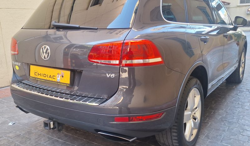 Volkswagen Touareg 2011 full