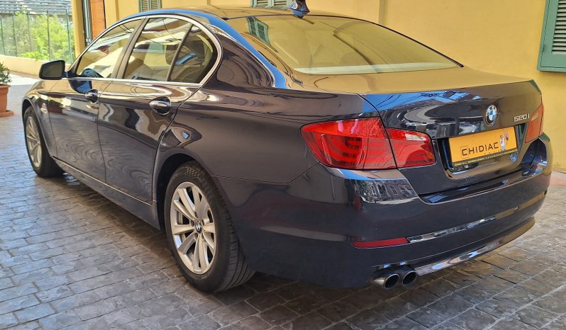 BMW 520 M 2011 full