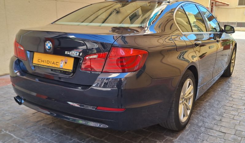 BMW 520 M 2011 full