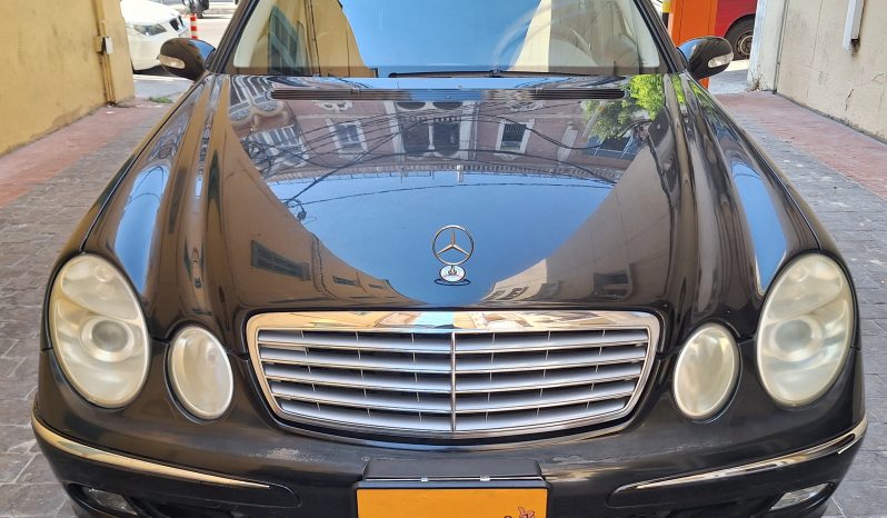 Mercedes E320 2003 full