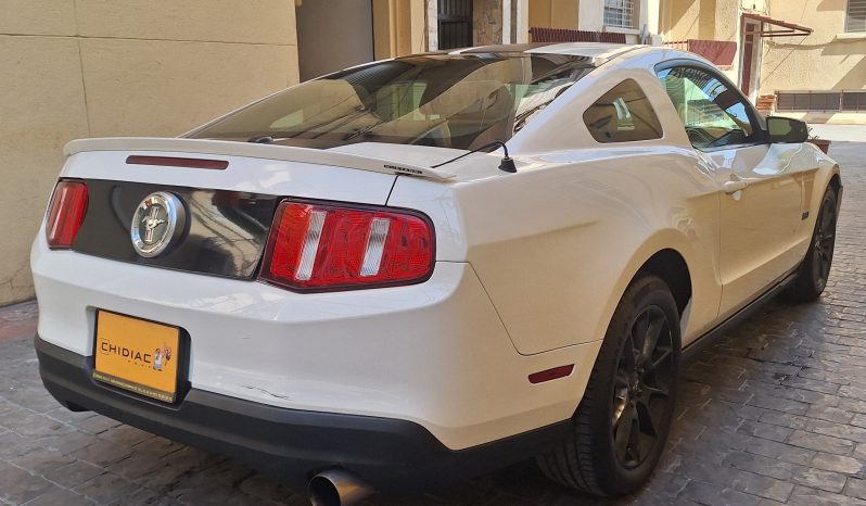 Ford Mustang 2010 full