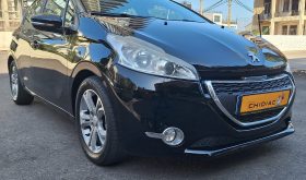 Peugeot 208 2013
