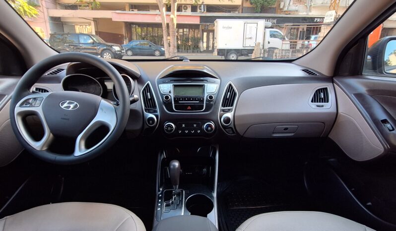 Hyundai Tucson 2012 full