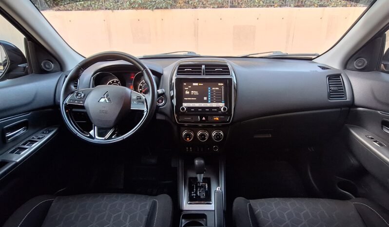 Mitsubishi Outlander 2020 full