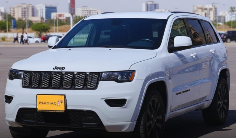 Jeep Grand Cherokee Altitude 2017 full