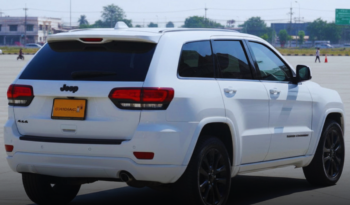 Jeep Grand Cherokee Altitude 2017 full