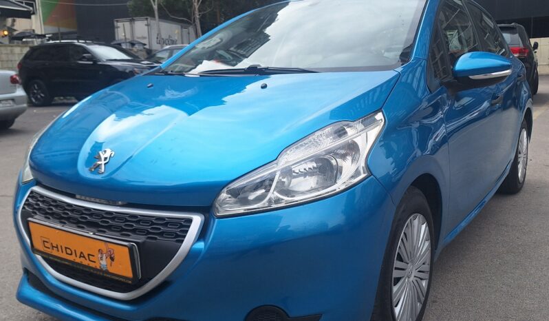 Peugeot 208 2013 full