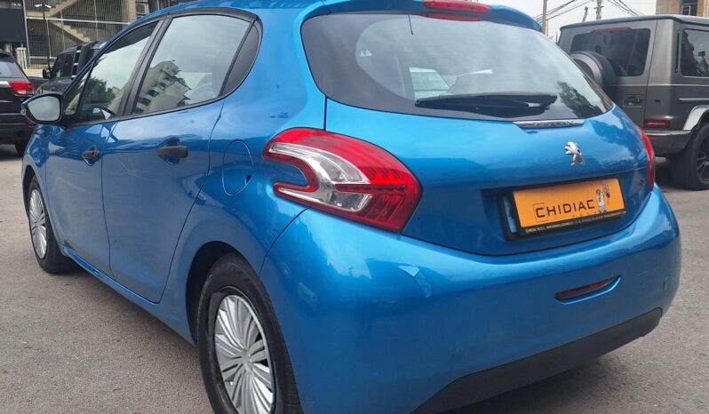 Peugeot 208 2013 full