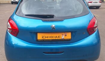 Peugeot 208 2013 full