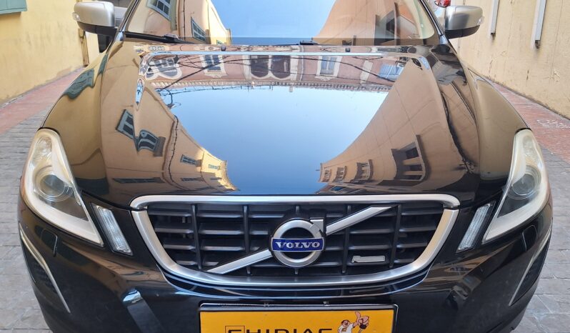 Volvo XC 60 2010 full