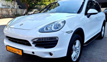Porsche Cayenne S 2013 full